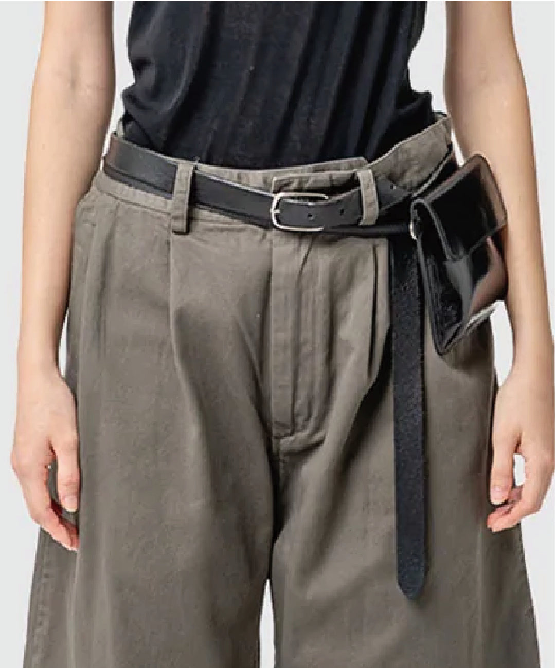LEATHER POCKET BAG WITH BELT