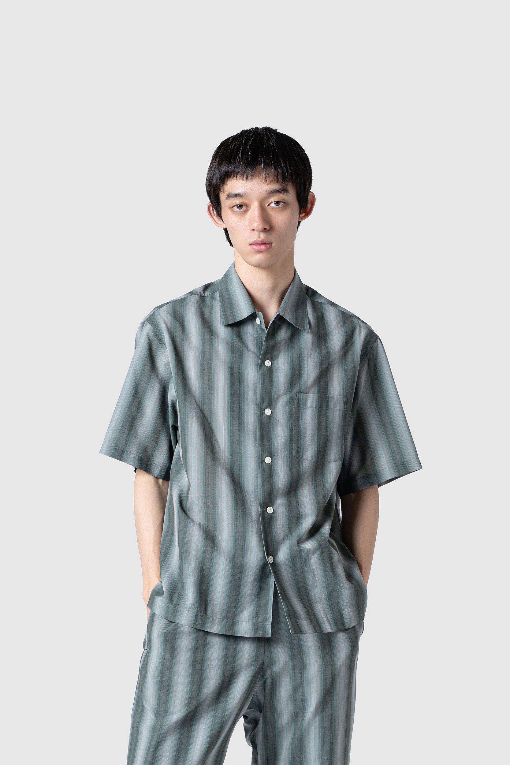 OMBRE STRIPE S/S SHIRT