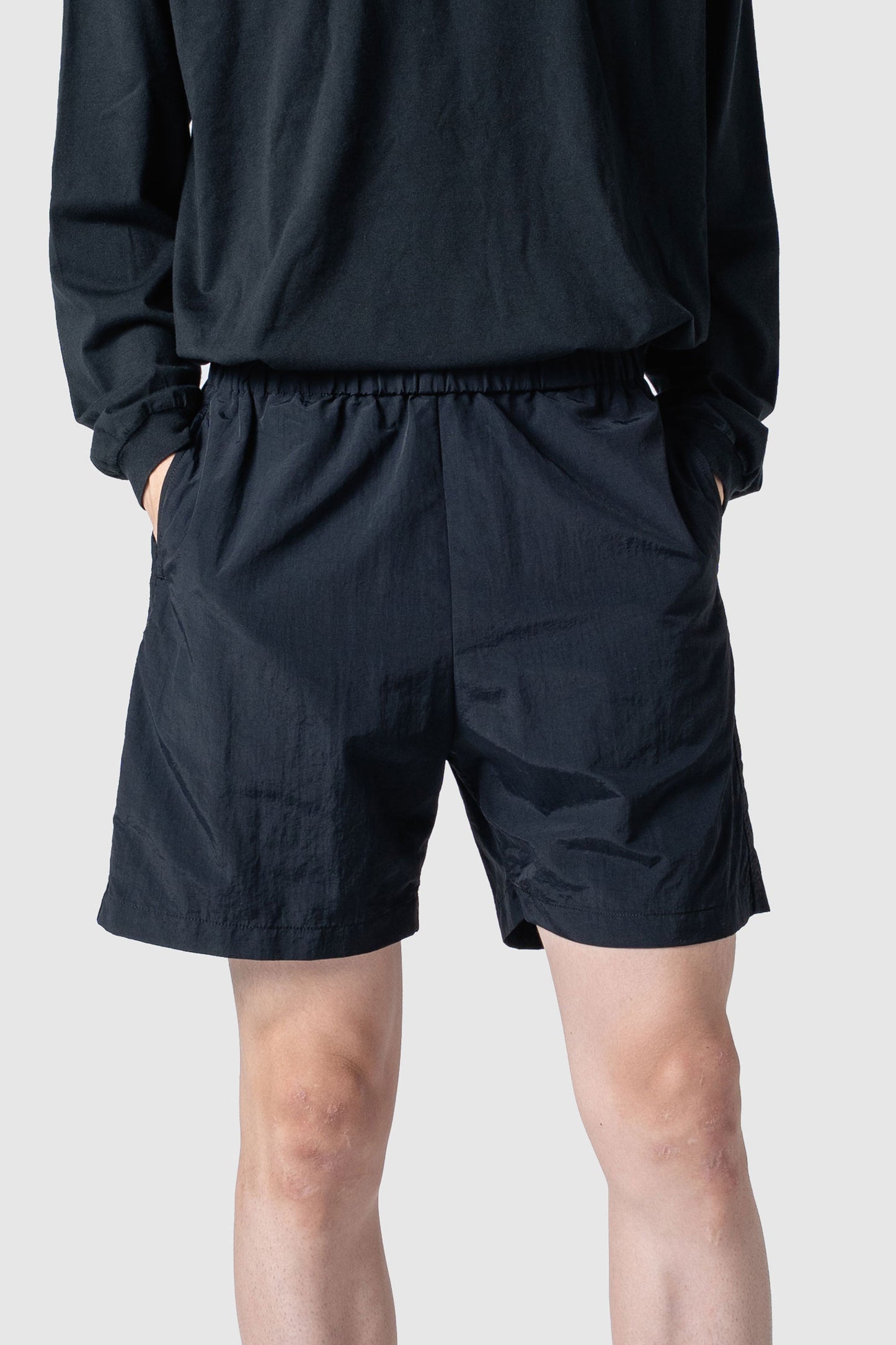WRINKLED NYLON SHORTS