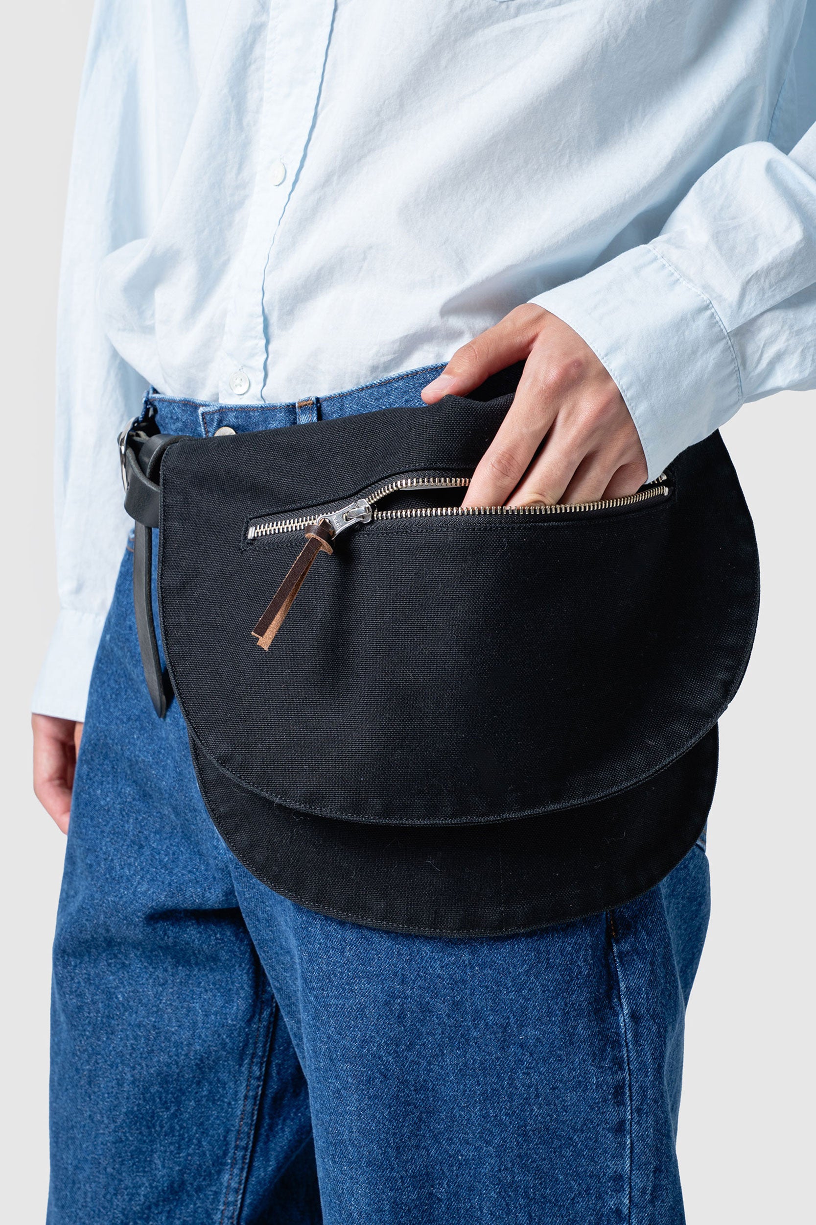 FRAP BAG WITH BELT