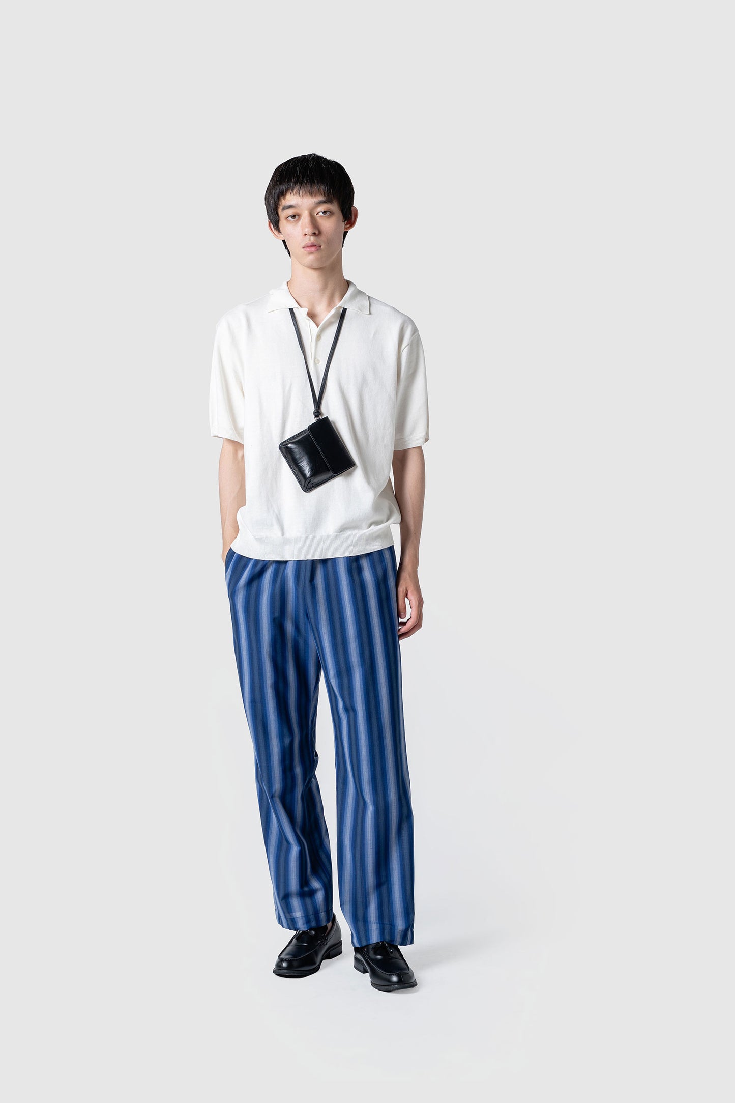 LEATHER POCKET BAG WITH BELT