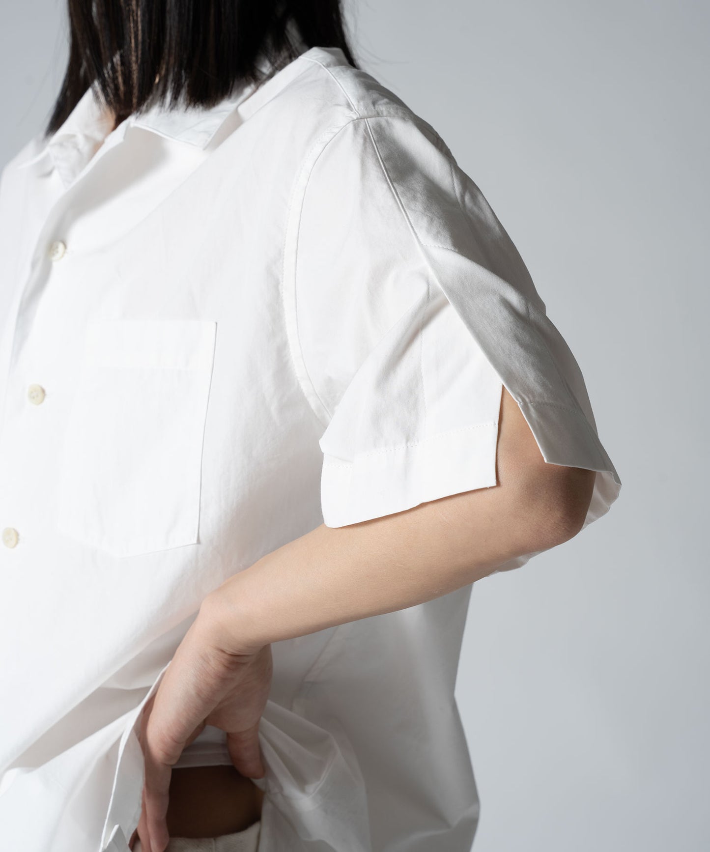 Cotton Slit Short-Sleeve Shirt