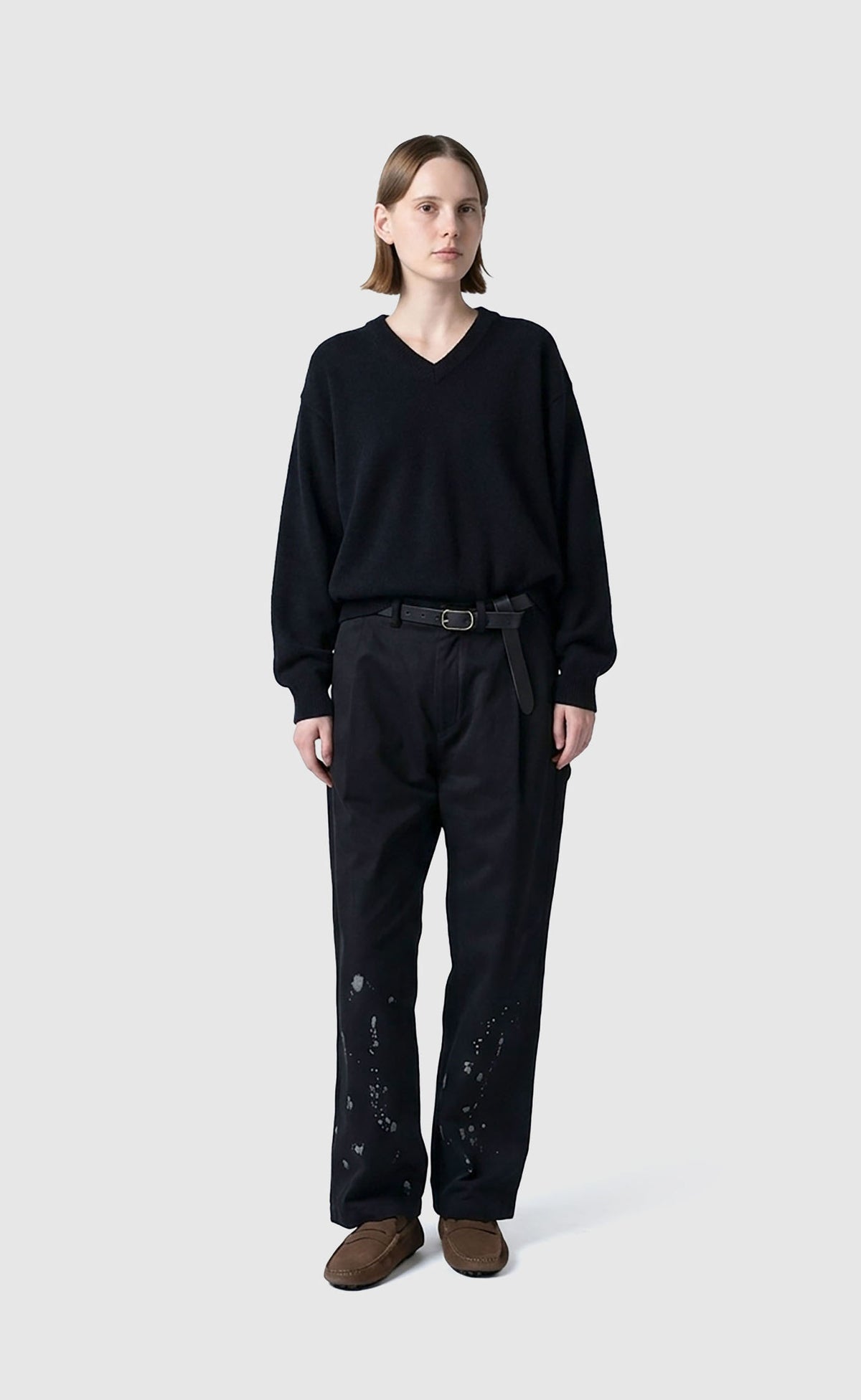 CASHMERE V-NECK SWEATER