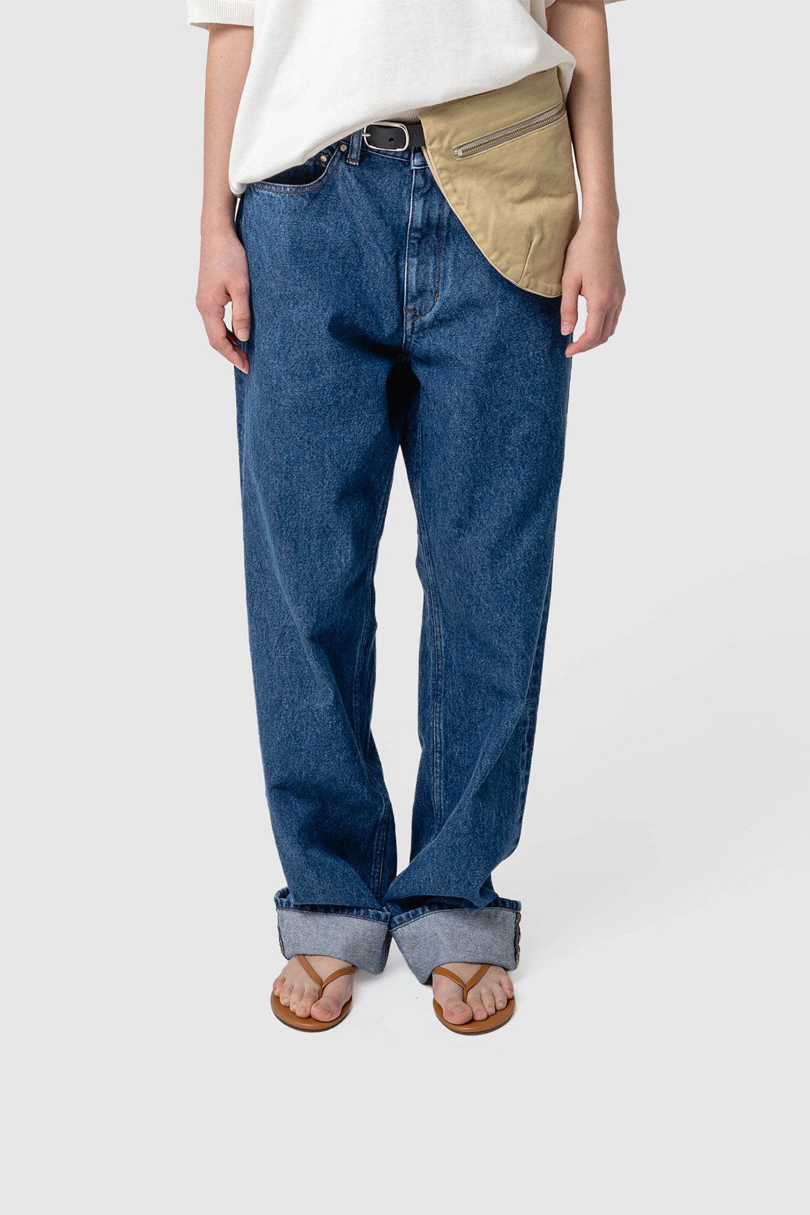 DENIM JEANS