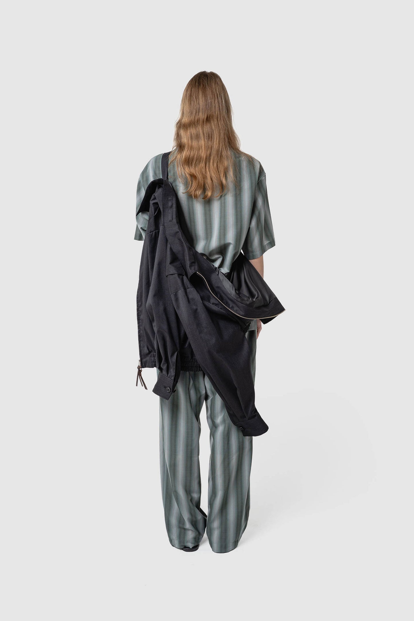 OMBRE STRIPE S/S SHIRT