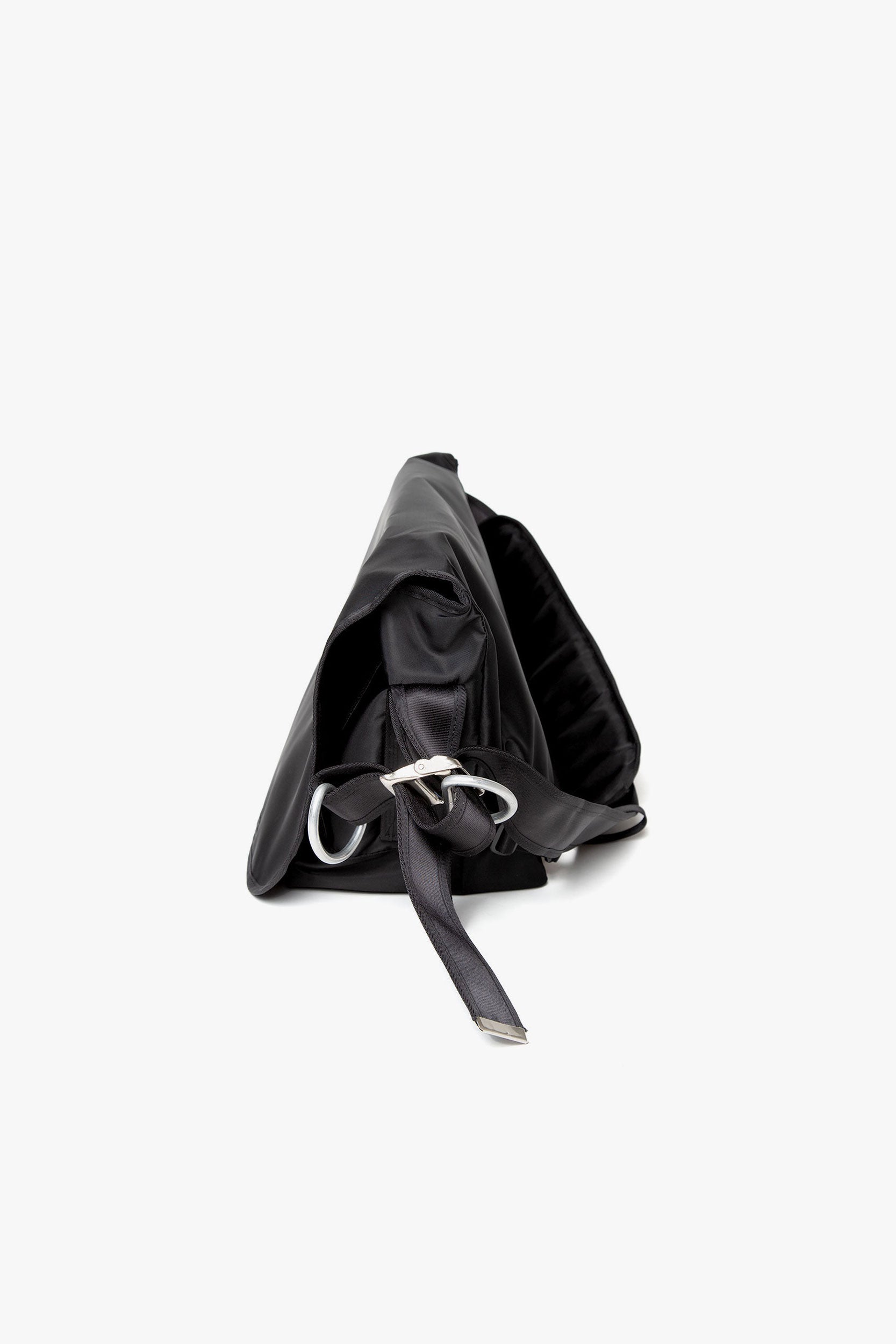 MESSENGER BAG BY LORINZA